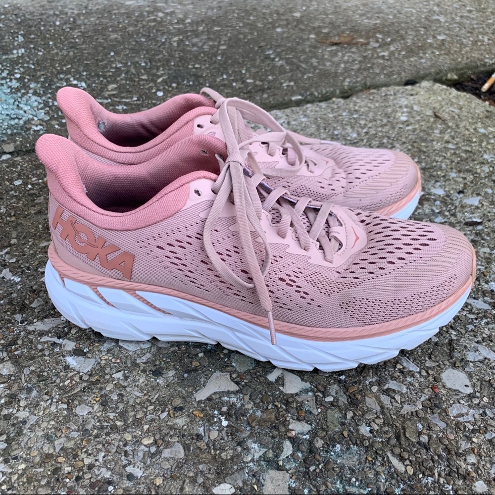 Hoka One One Clifton 7